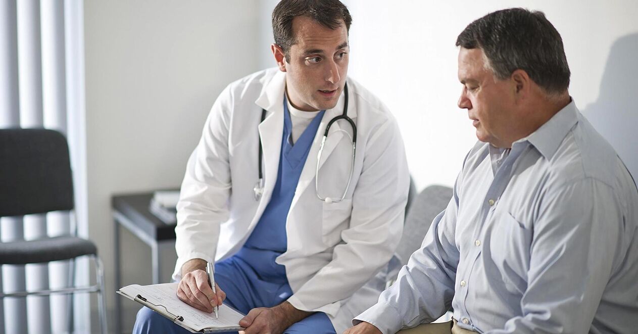 Un urólogo le ayudará a planificar el tratamiento de la prostatitis crónica