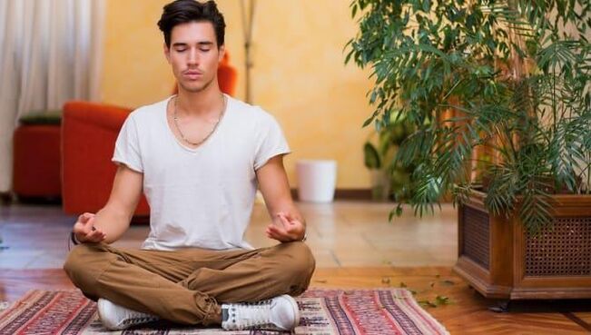 meditación mientras toma medicamentos para la prostatitis